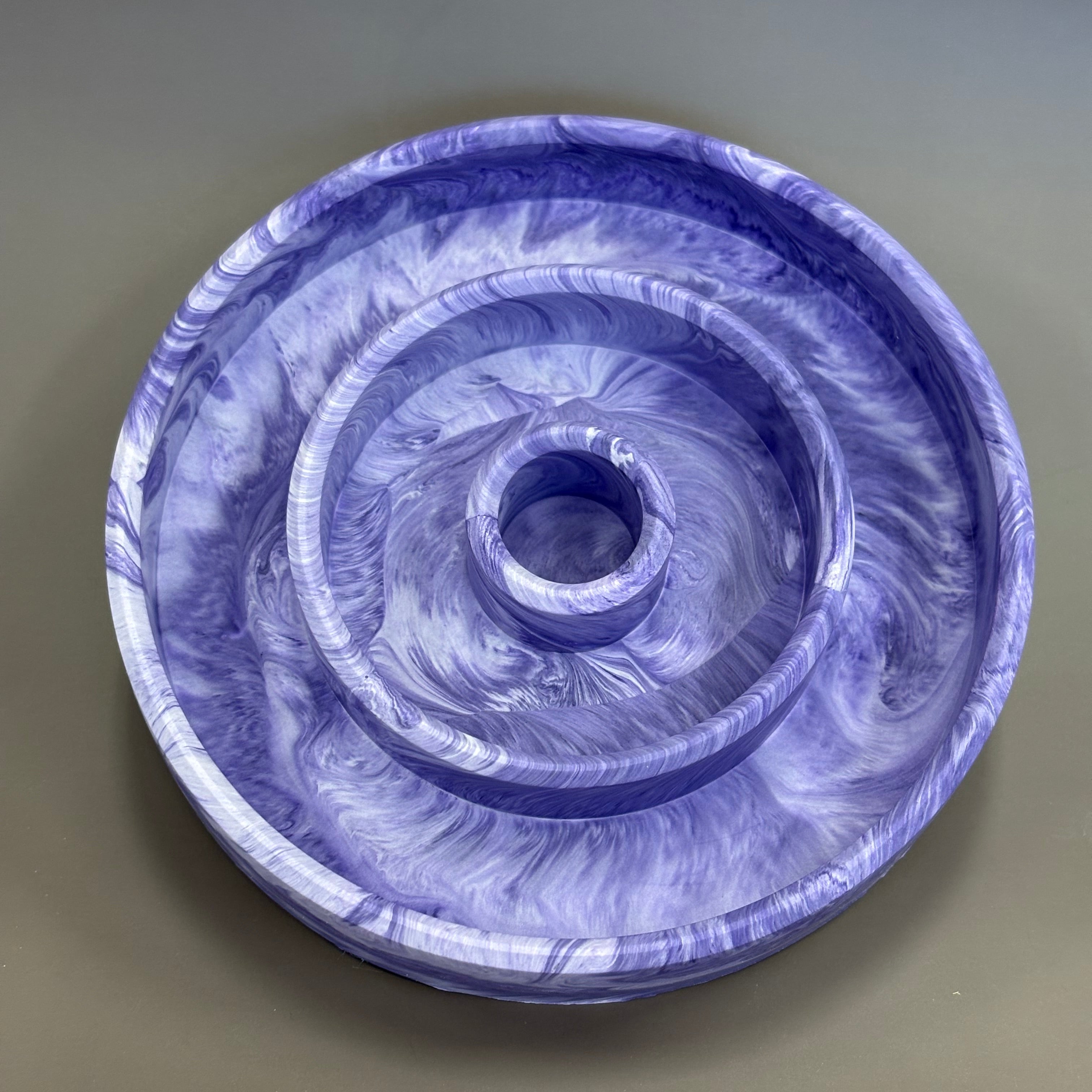 Świecznik okrągły z Jesmonite – marmurkowy świecznik 14 cm